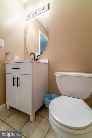 2 CHRISTINE DR, Wrightsville, PA 17368