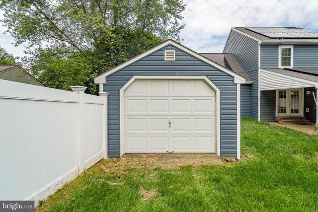 2 CHRISTINE DR, Wrightsville, PA 17368