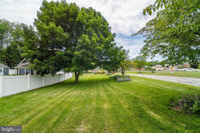 2 CHRISTINE DR, Wrightsville, PA 17368