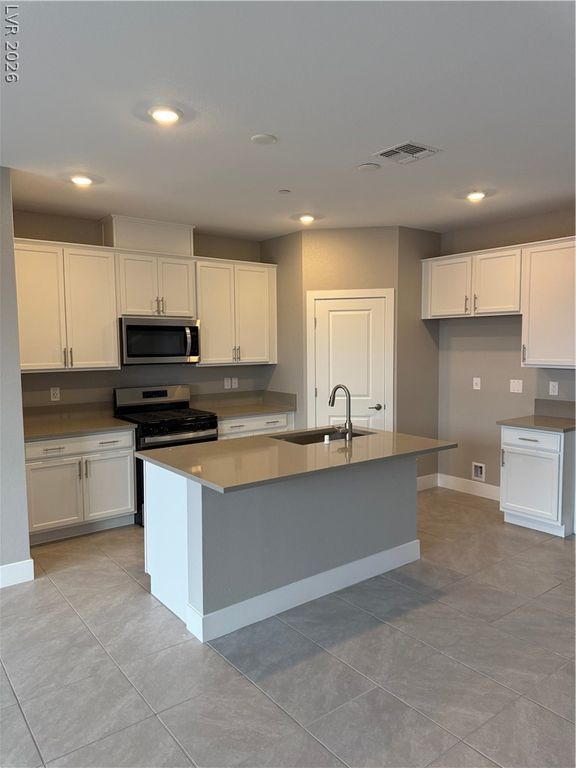 1022 Magenta Dusk Place, Henderson, NV 89015 — photo 2