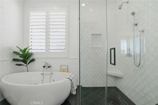 24813 Calle Cedro, Calabasas, CA 91302