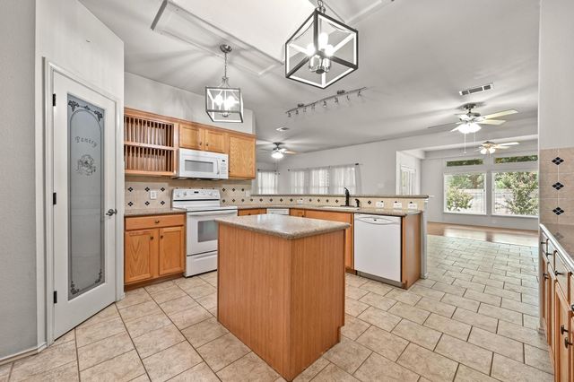 4624 Chesney Ridge DR, Austin, TX 78749