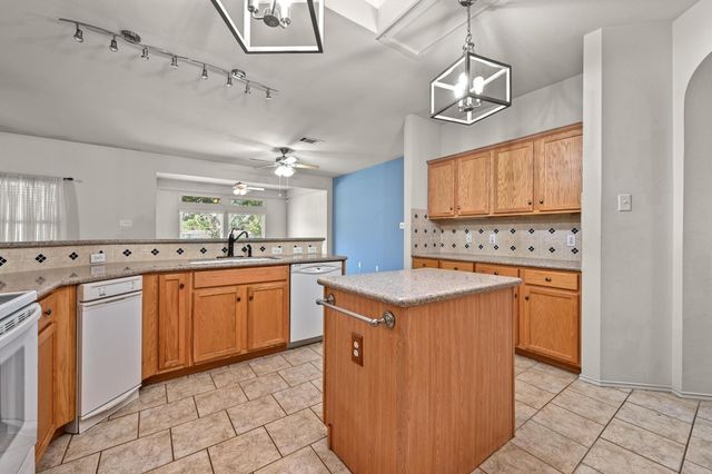 4624 Chesney Ridge DR, Austin, TX 78749