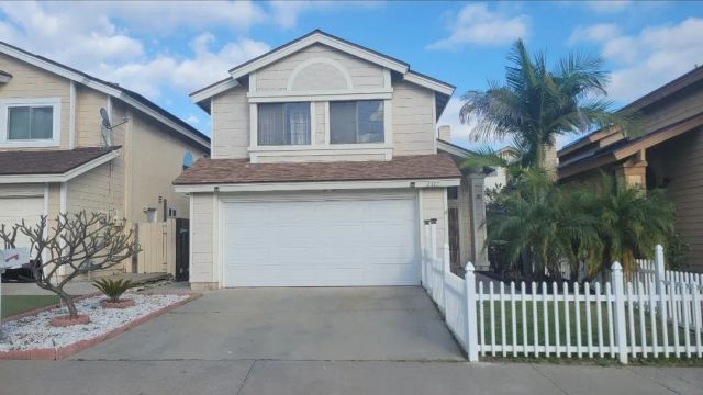 2317 Sherwood Dr, Lemon Grove, CA 91945