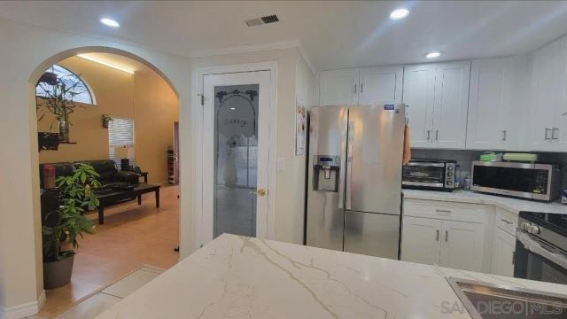 2317 Sherwood Dr, Lemon Grove, CA 91945