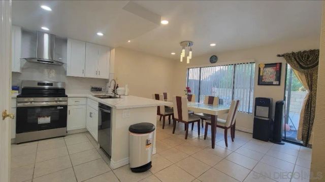 2317 Sherwood Dr, Lemon Grove, CA 91945