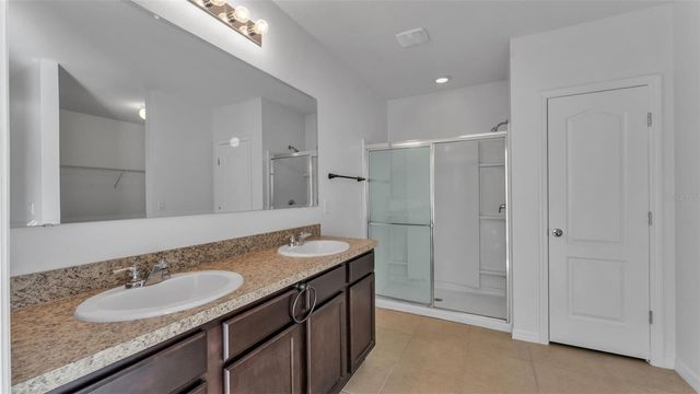 2162 BLUE HIGHLANDS DRIVE, Lakeland, FL 33811