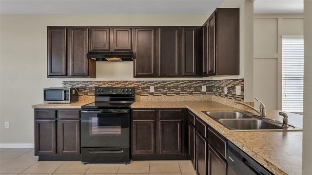 2162 BLUE HIGHLANDS DRIVE, Lakeland, FL 33811