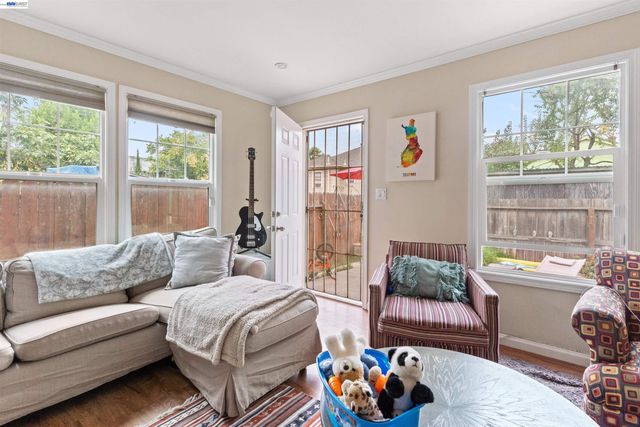 1523 Lincoln Ave, Alameda, CA 94501