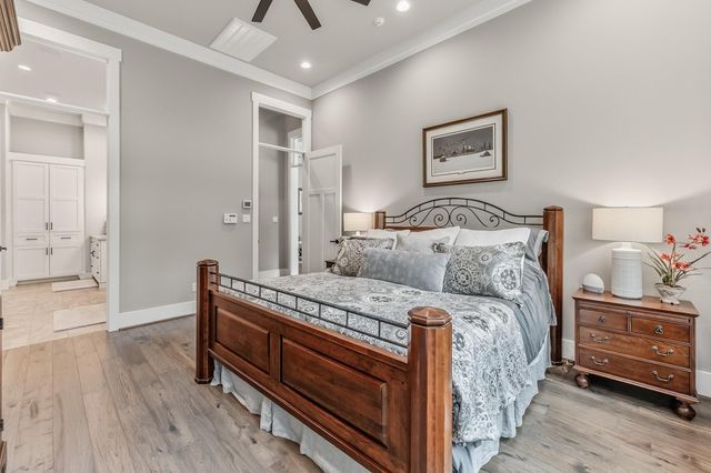 150 Autumn Way, Huntsville, TX 77320