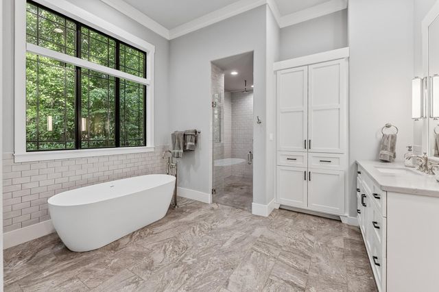 150 Autumn Way, Huntsville, TX 77320