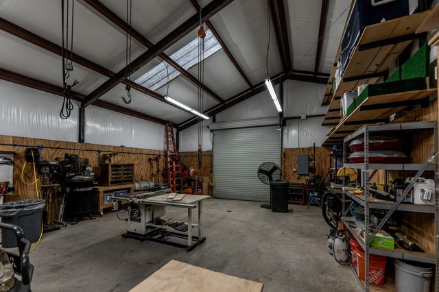 150 Autumn Way, Huntsville, TX 77320