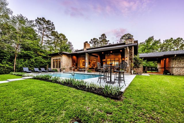 150 Autumn Way, Huntsville, TX 77320