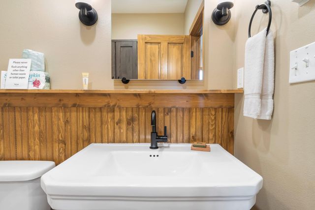 133 Carefree Lane 11, Kimberling City, MO 65686