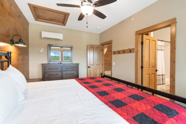 133 Carefree Lane 11, Kimberling City, MO 65686