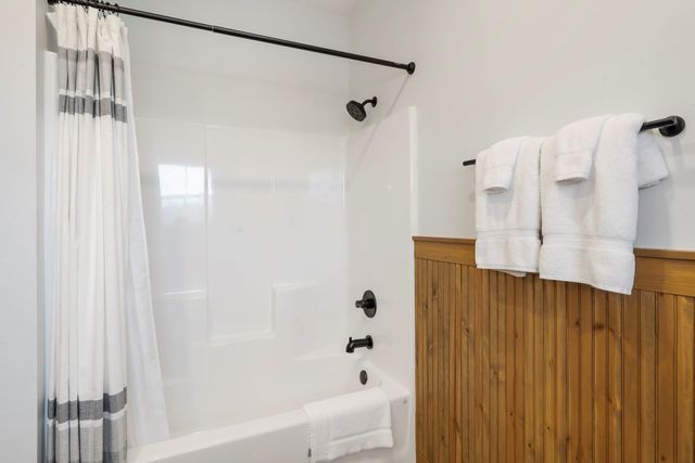 133 Carefree Lane 11, Kimberling City, MO 65686