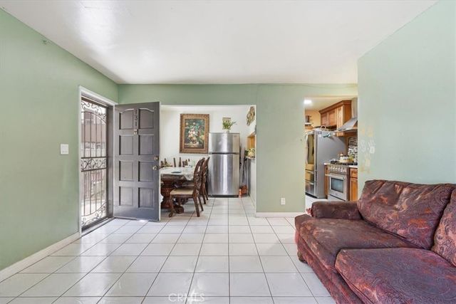 1001 131 W Stevens 131, Santa Ana, CA 92707