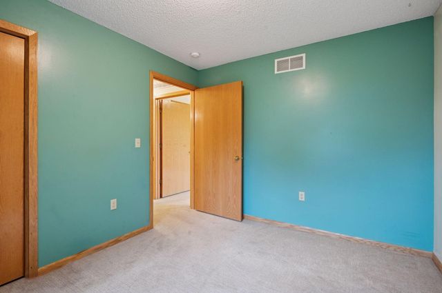 8733 Baxter Way 47, Inver Grove Heights, MN 55076