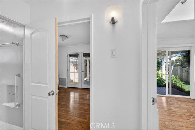 1041 Avenue D, Redondo Beach, CA 90277