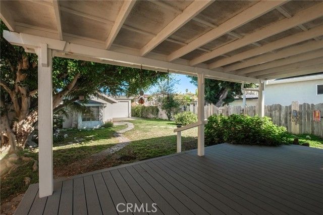 1041 Avenue D, Redondo Beach, CA 90277