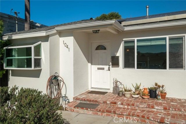 1041 Avenue D, Redondo Beach, CA 90277
