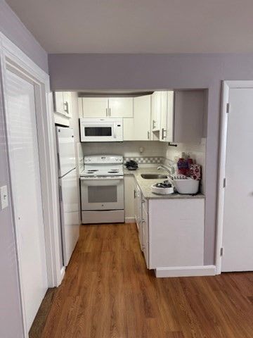 27 Arlington Road 2, Woburn, MA 01801