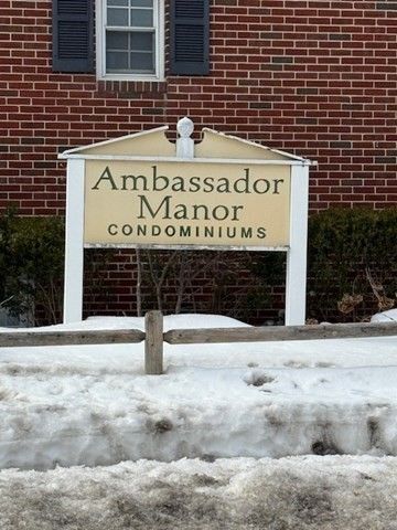 27 Arlington Road 2, Woburn, MA 01801