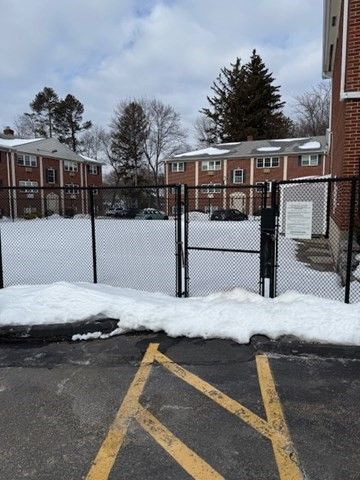 27 Arlington Road 2, Woburn, MA 01801