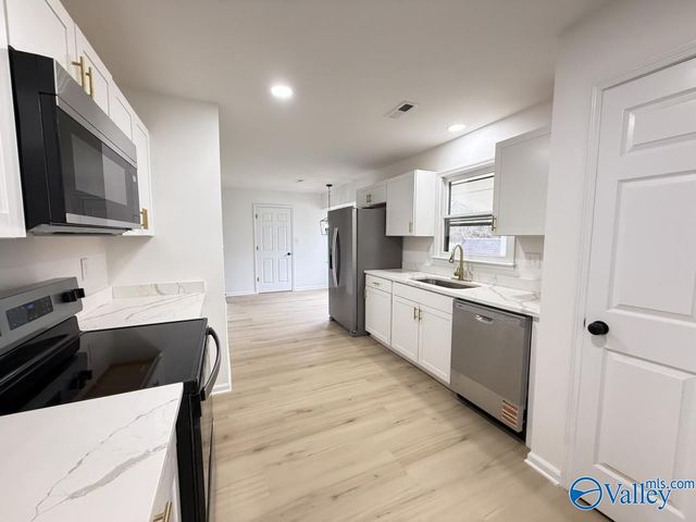 119 Molly Bette Drive, Huntsville, AL 35811