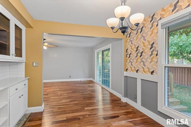 38 Lambert Lane, Springfield, IL 62704