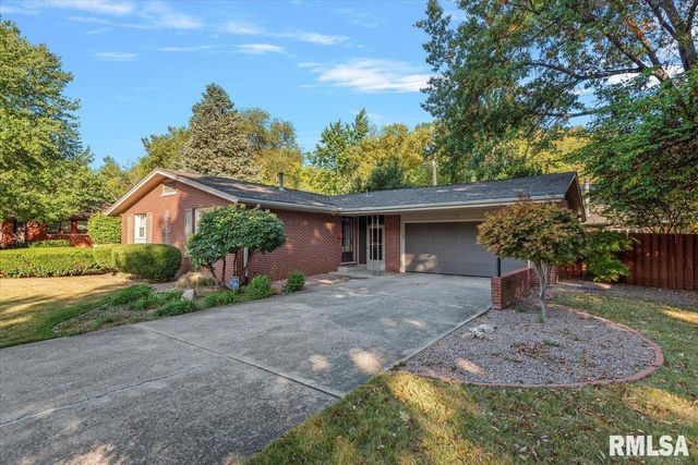 38 Lambert Lane, Springfield, IL 62704