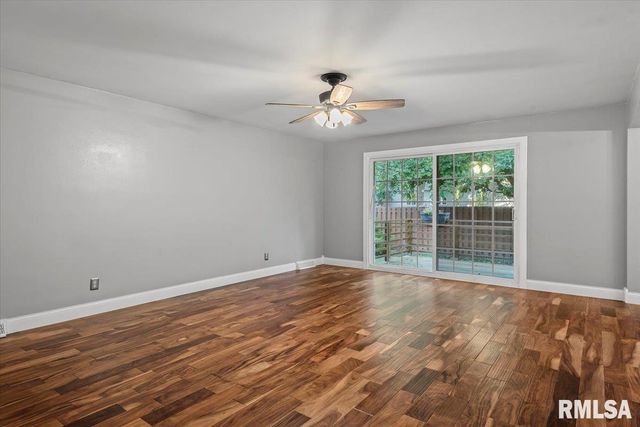 38 Lambert Lane, Springfield, IL 62704