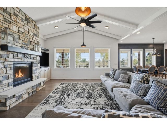 900 Berthoud Peak Dr, Berthoud, CO 80513