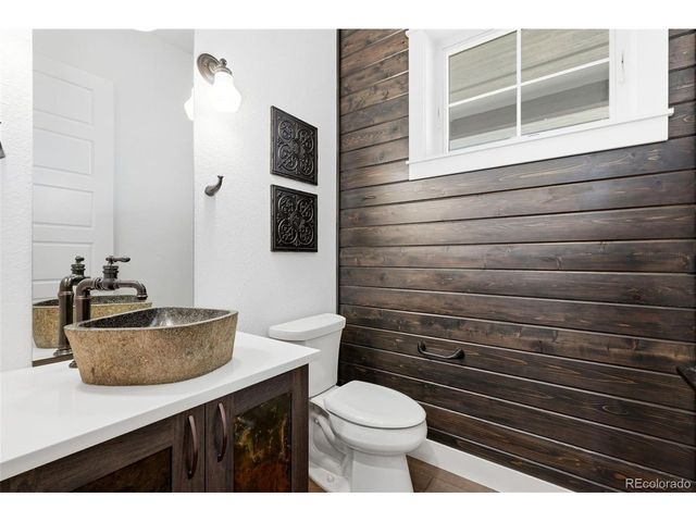 900 Berthoud Peak Dr, Berthoud, CO 80513