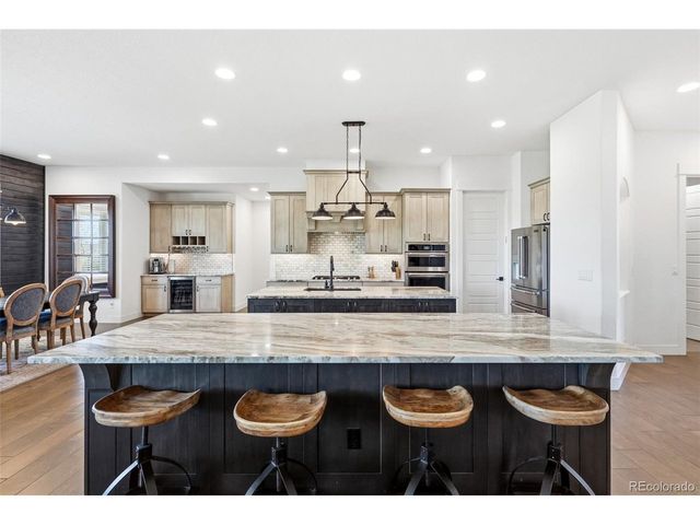 900 Berthoud Peak Dr, Berthoud, CO 80513