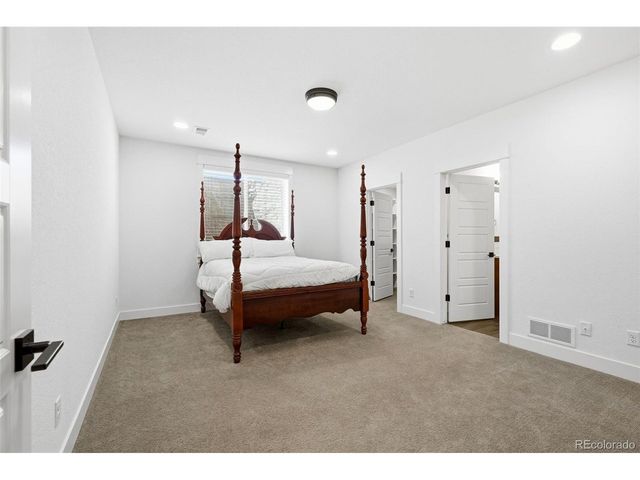 900 Berthoud Peak Dr, Berthoud, CO 80513