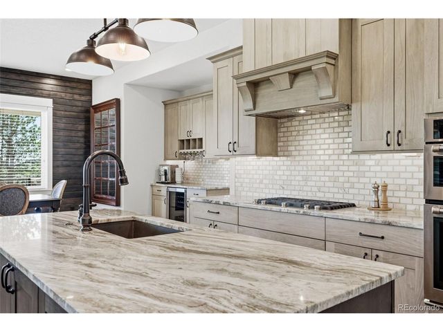 900 Berthoud Peak Dr, Berthoud, CO 80513