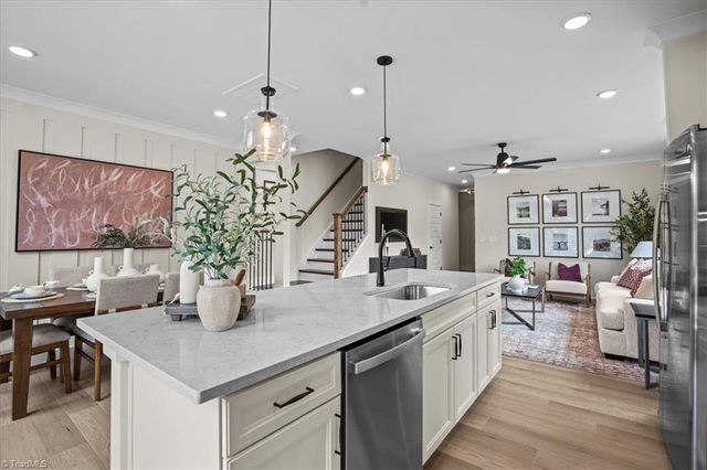 1300 Hammond Drive, Mebane, NC 27302