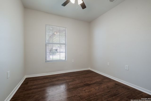 9455 Greens Pt, San Antonio, TX 78250