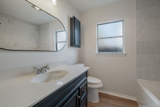 9455 Greens Pt, San Antonio, TX 78250