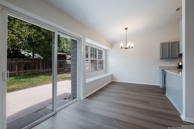 9455 Greens Pt, San Antonio, TX 78250