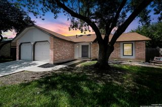 9455 Greens Pt, San Antonio, TX 78250