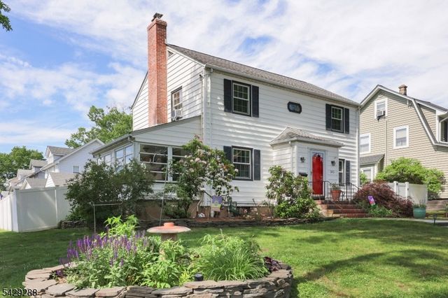 303 E Webster Ave, Roselle Park Boro, NJ 07204