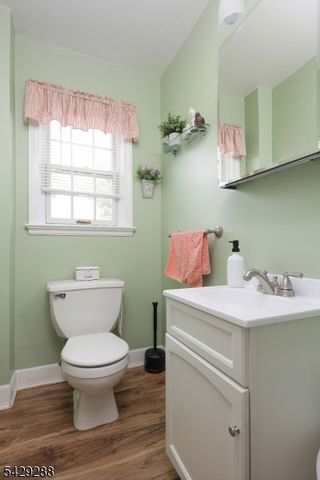 303 E Webster Ave, Roselle Park Boro, NJ 07204