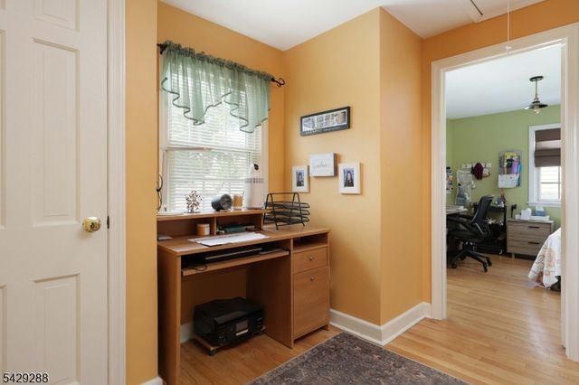 303 E Webster Ave, Roselle Park Boro, NJ 07204