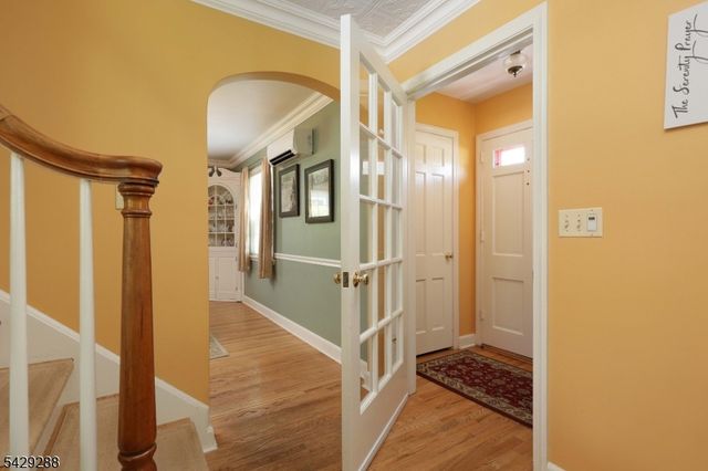 303 E Webster Ave, Roselle Park Boro, NJ 07204
