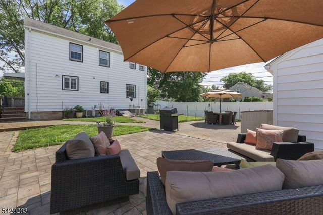 303 E Webster Ave, Roselle Park Boro, NJ 07204
