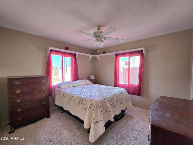 1306 W CLARENDON Avenue, Phoenix, AZ 85013