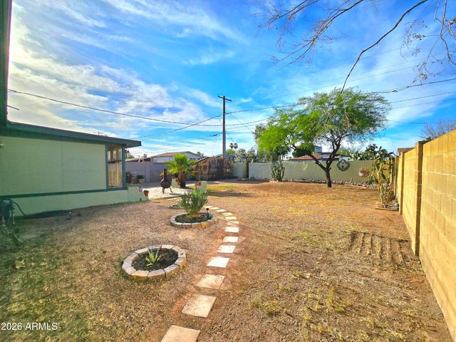 1306 W CLARENDON Avenue, Phoenix, AZ 85013