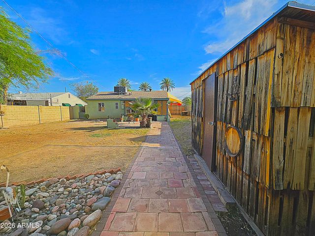 1306 W CLARENDON Avenue, Phoenix, AZ 85013